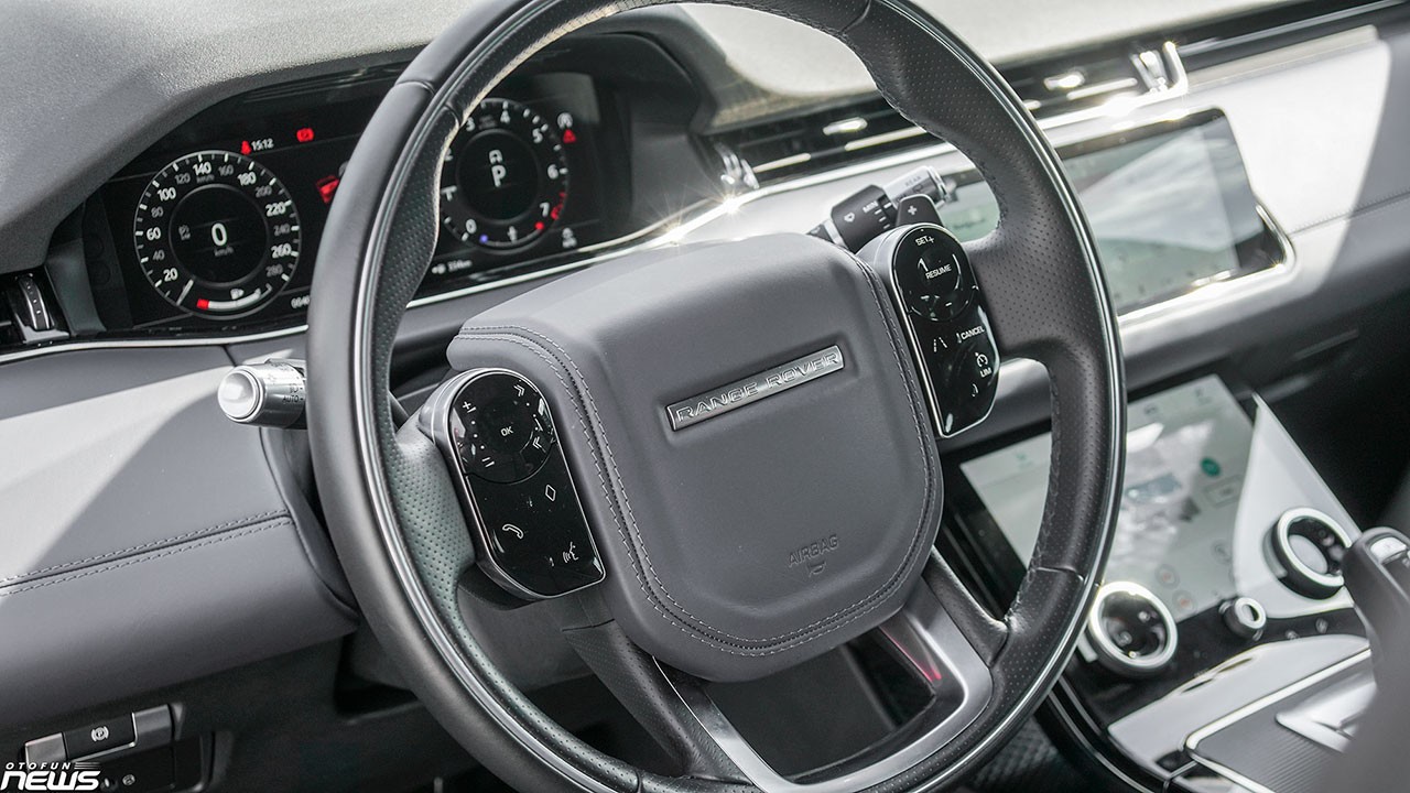Đánh giá Range Rover Evoque 2022