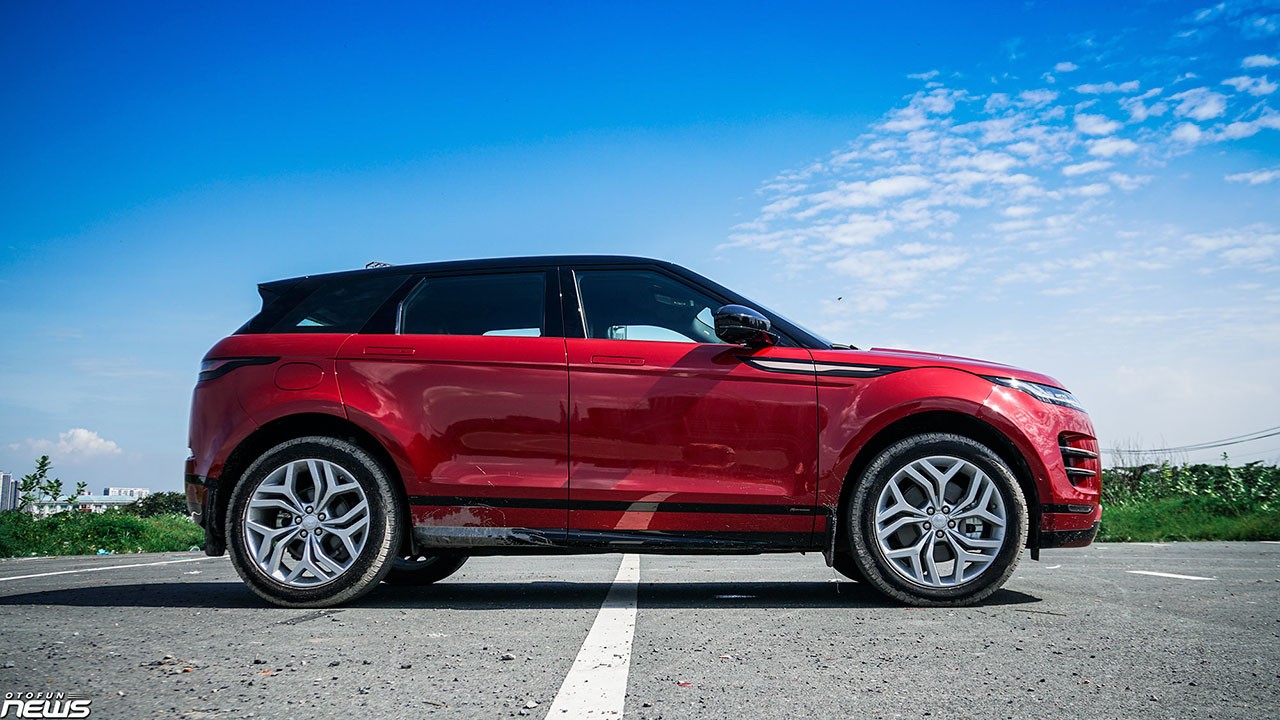 Đánh giá Range Rover Evoque 2022