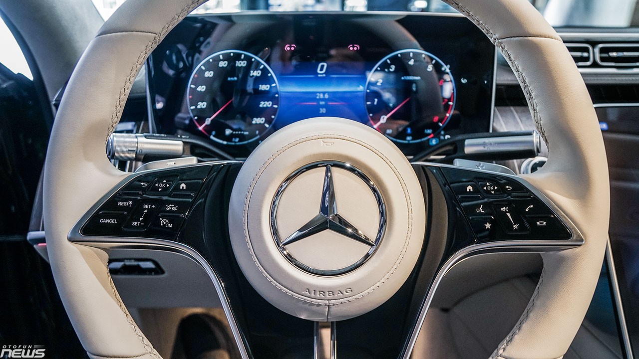 Cận cảnh Mercedes-Maybach S680 giá 16 tỷ đồng