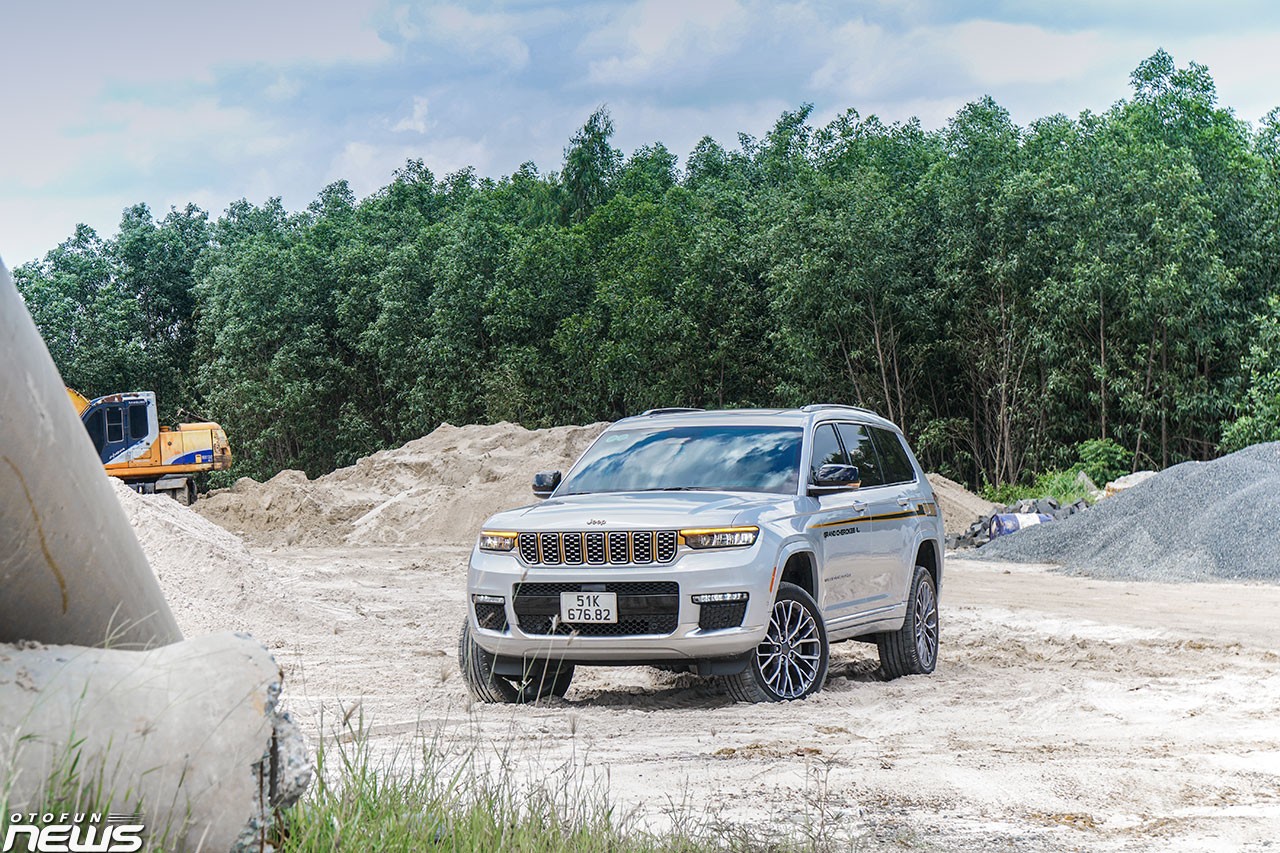 Jeep Grand Cherokee L: SUV cỡ lớn ba hàng ghế, thực dụng đúng chất Mỹ