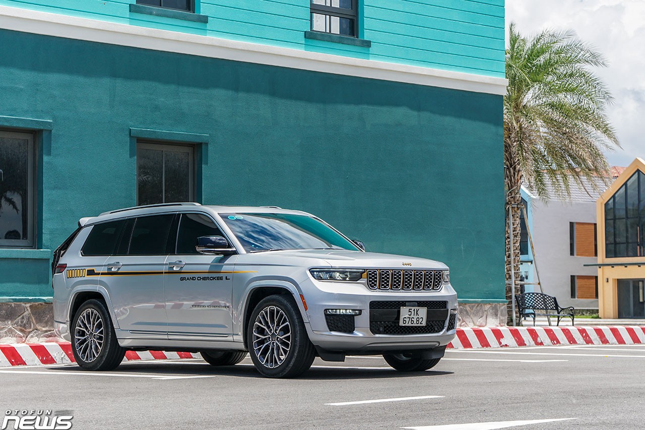 Jeep Grand Cherokee L: SUV cỡ lớn ba hàng ghế, thực dụng đúng chất Mỹ