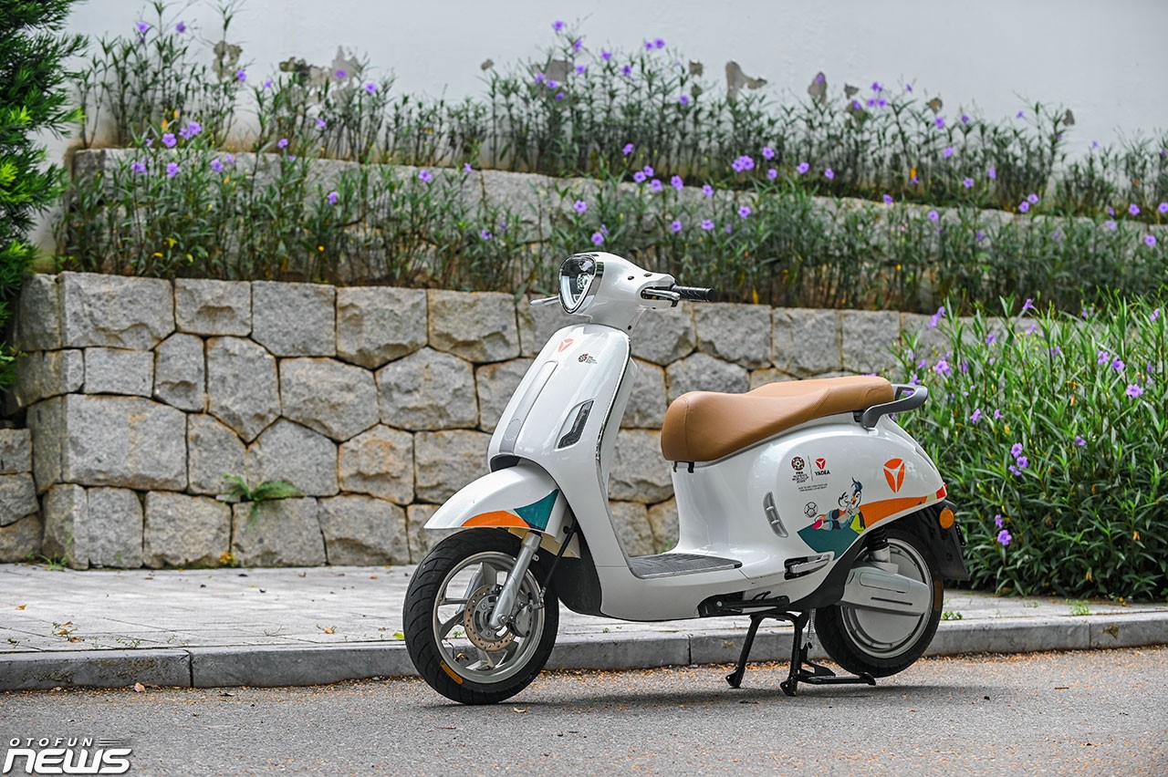 Đánh giá Yadea Orla 2023, chiếc xe máy điện mới cực phù hợp cho dân văn phòng