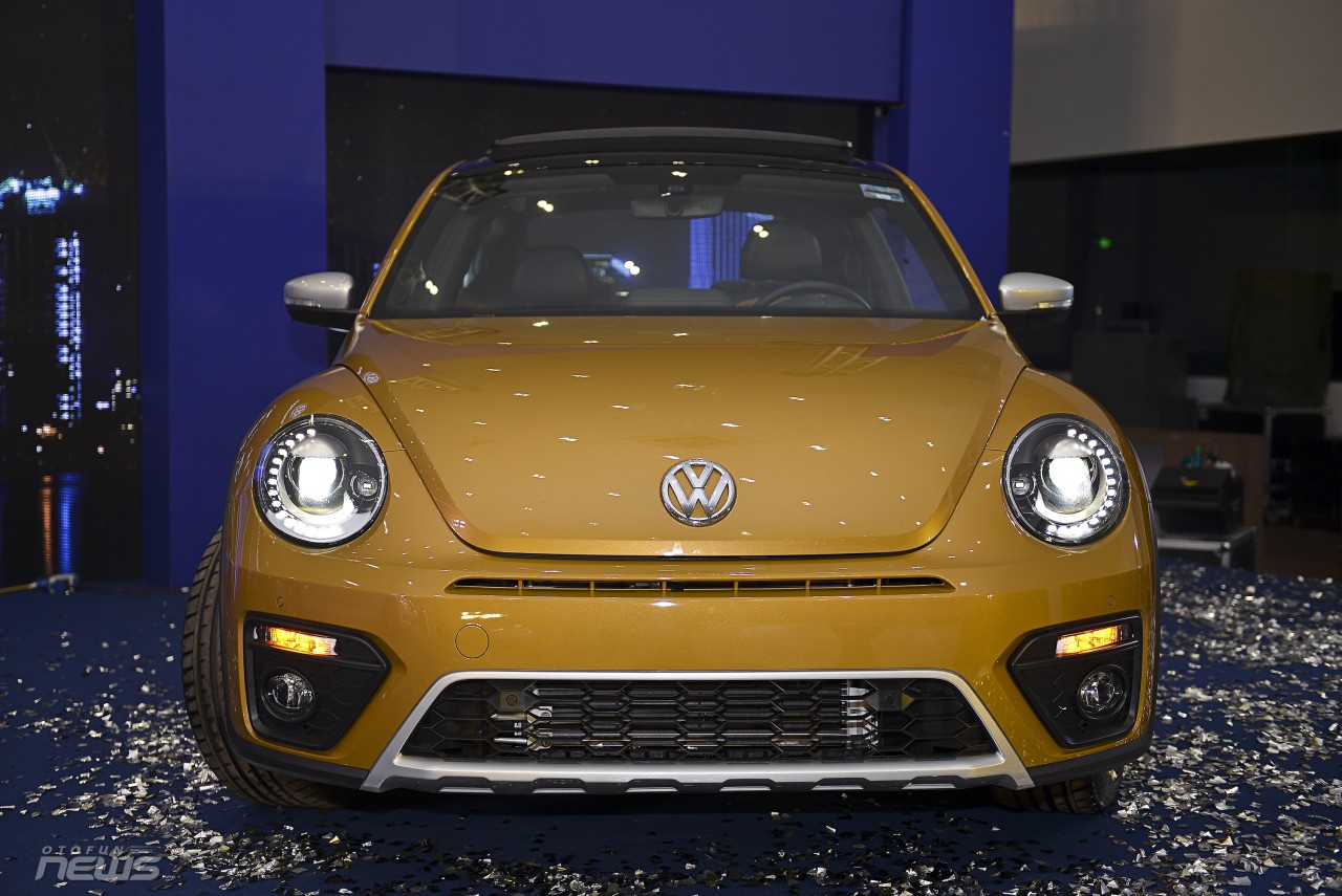 suc hut kho cuong cua bo doi volkswagen new beetle dune va new passat bluemotion