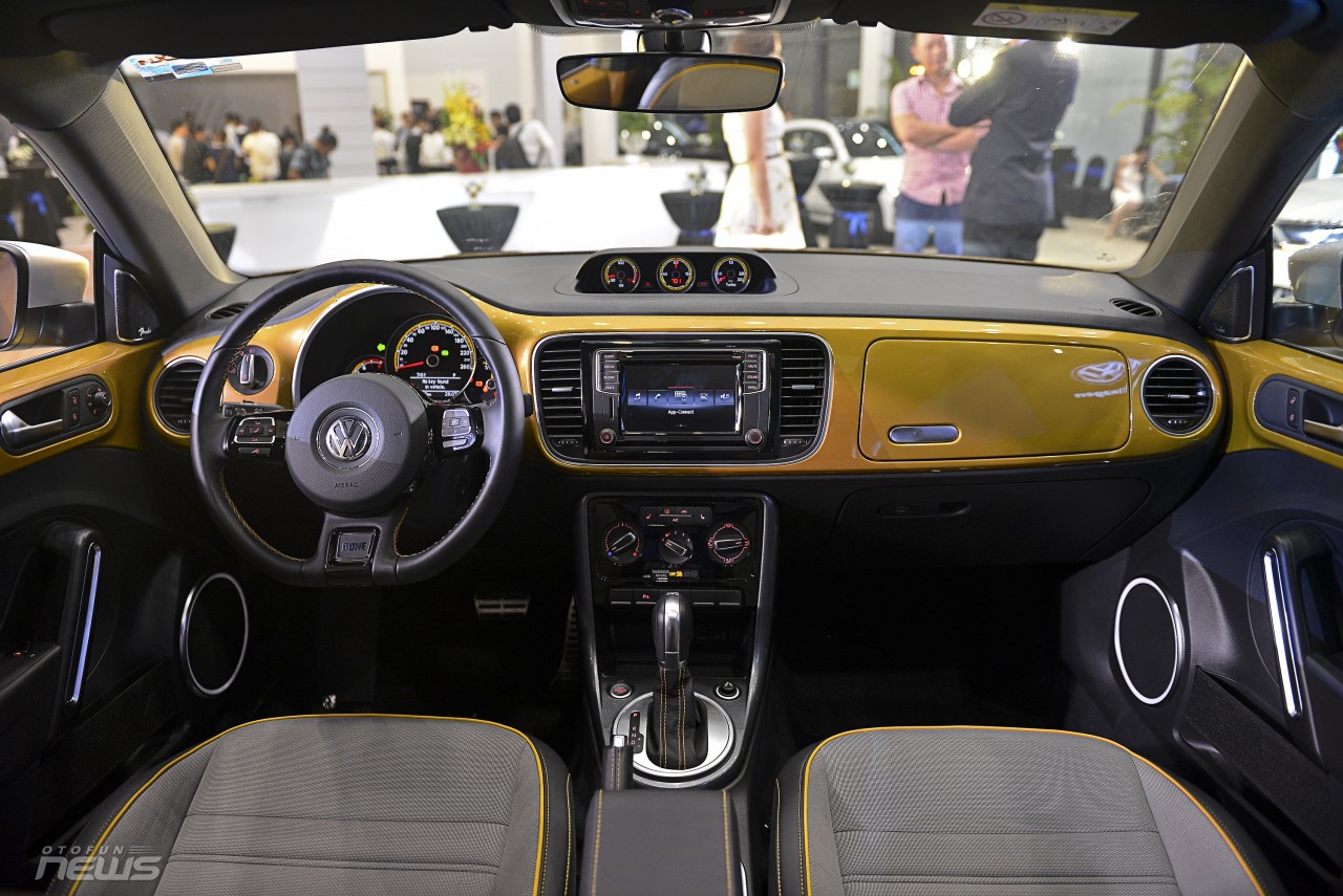 suc hut kho cuong cua bo doi volkswagen new beetle dune va new passat bluemotion