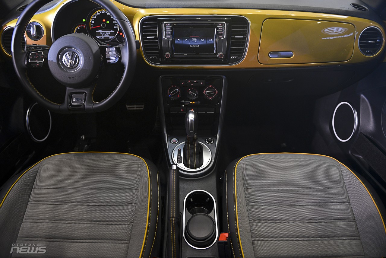 suc hut kho cuong cua bo doi volkswagen new beetle dune va new passat bluemotion