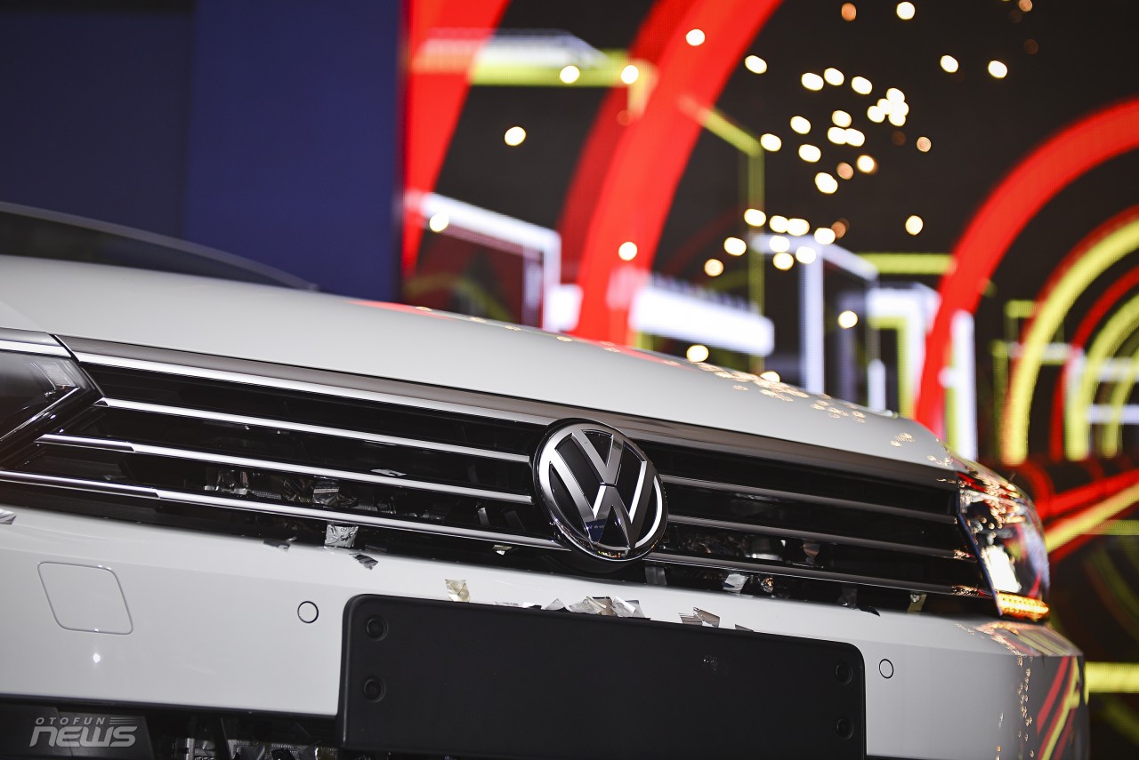 suc hut kho cuong cua bo doi volkswagen new beetle dune va new passat bluemotion