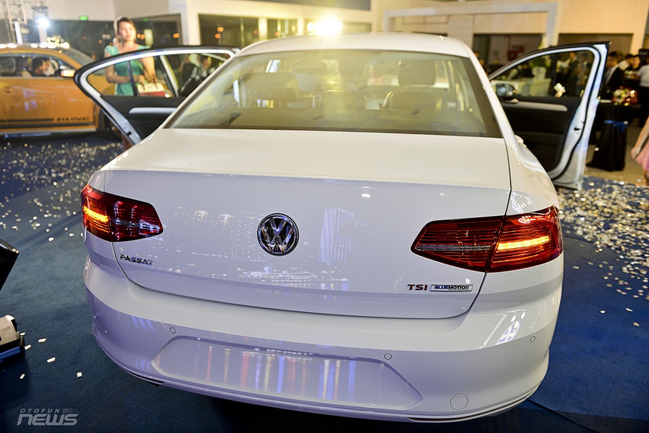 suc hut kho cuong cua bo doi volkswagen new beetle dune va new passat bluemotion