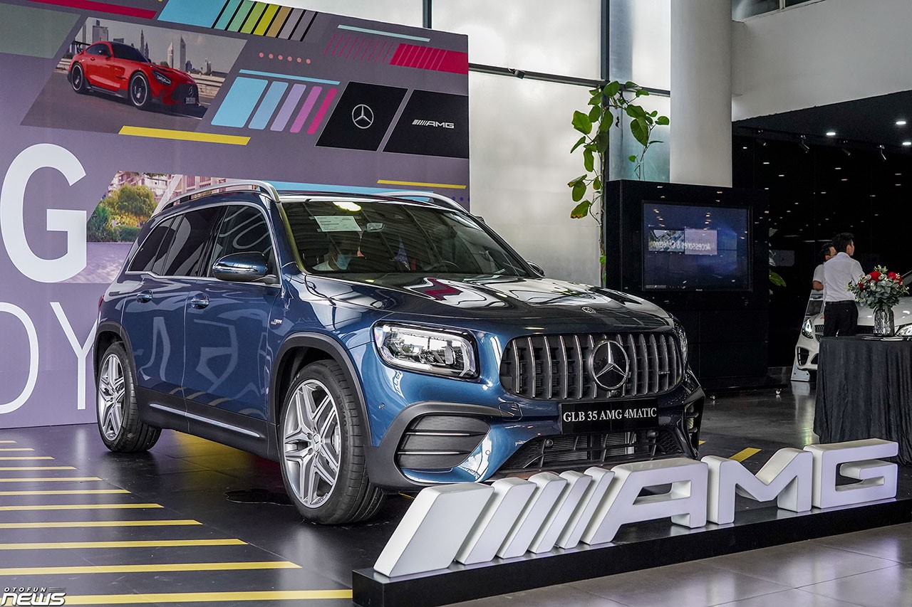 Mercedes-AMG GLB 35 giá 2,7 tỷ đồng có mặt tại Hà Nội