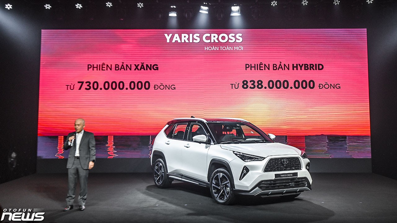 Toyota Yaris Cross ra mắt, giá bán từ 730 triệu đồng