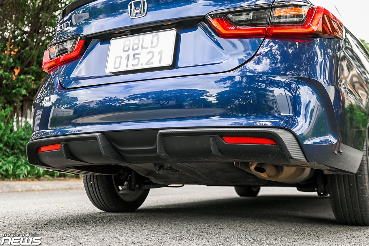 Đánh giá Honda City 2023: Sedan hạng B cho người thích lái