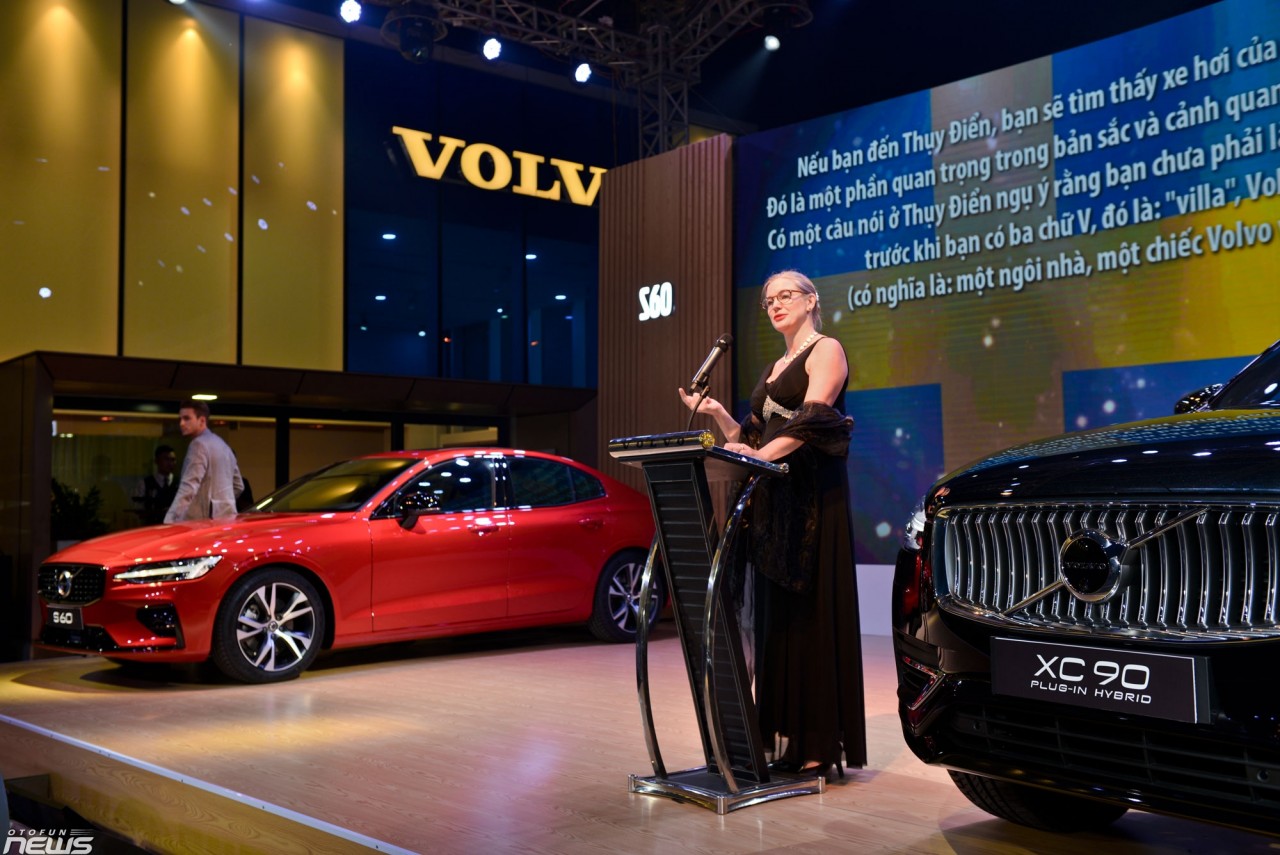 Xe sang Volvo S60 và XC90 T8 Recharge ra mắt khách hàng phía Bắc