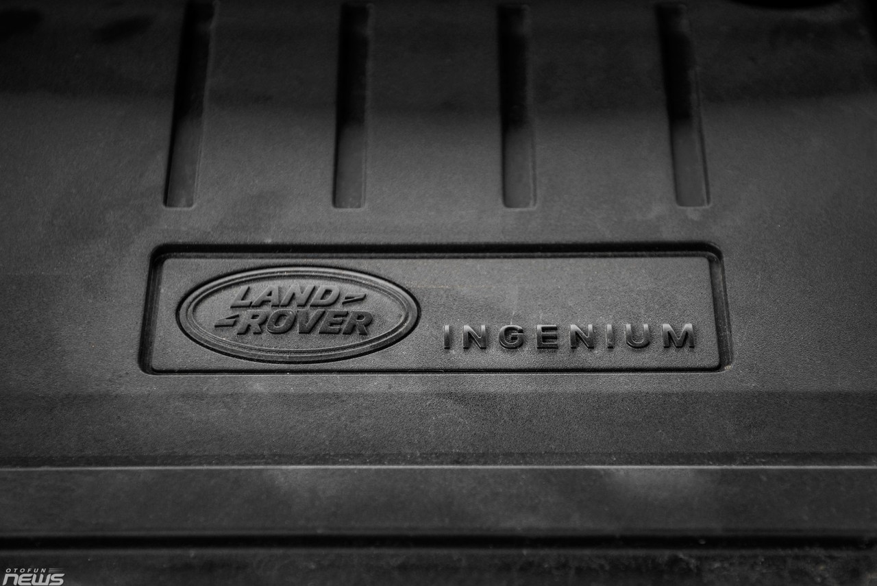 Cận cảnh Range Rover Evoque R-Dynamic SE giá 4,35 tỷ đồng tại Việt Nam Cận cảnh Range Rover Evoque R-Dynamic SE giá 4,35 tỷ đồng tại Việt Nam