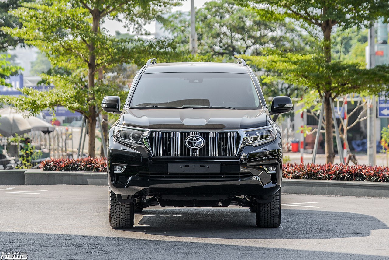 Chi tiết Toyota Land Cruiser Prado giá 2,548 tỷ đồng Chi tiết Toyota Land Cruiser Prado giá 2,548 tỷ đồng