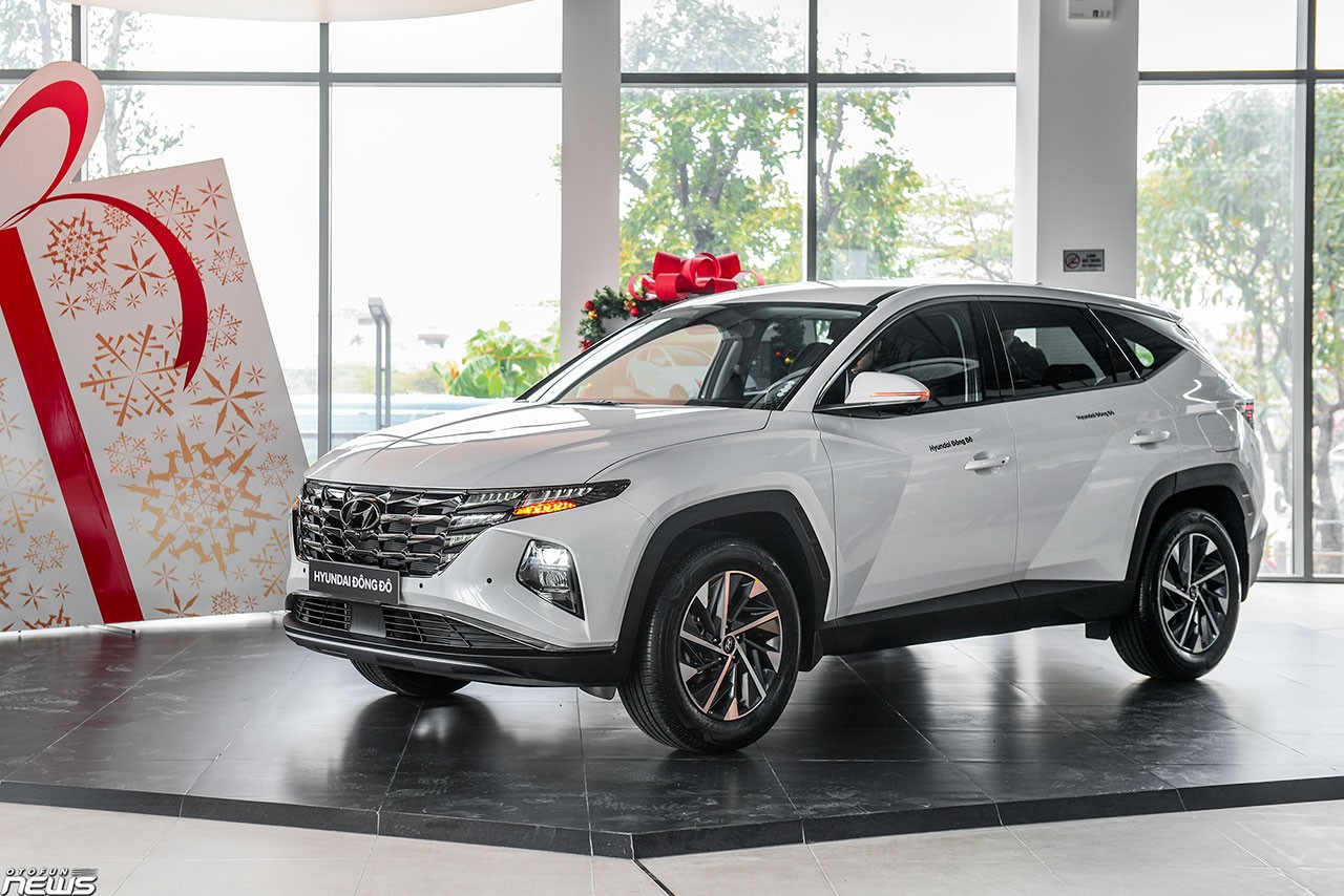Hyundai Tucson bán được 1.256 ngay tháng đầu tiên sau khi ra mắt
