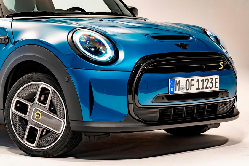 Mini giới thiệu đội hình 2022 với những thay đổi đáng chú ý