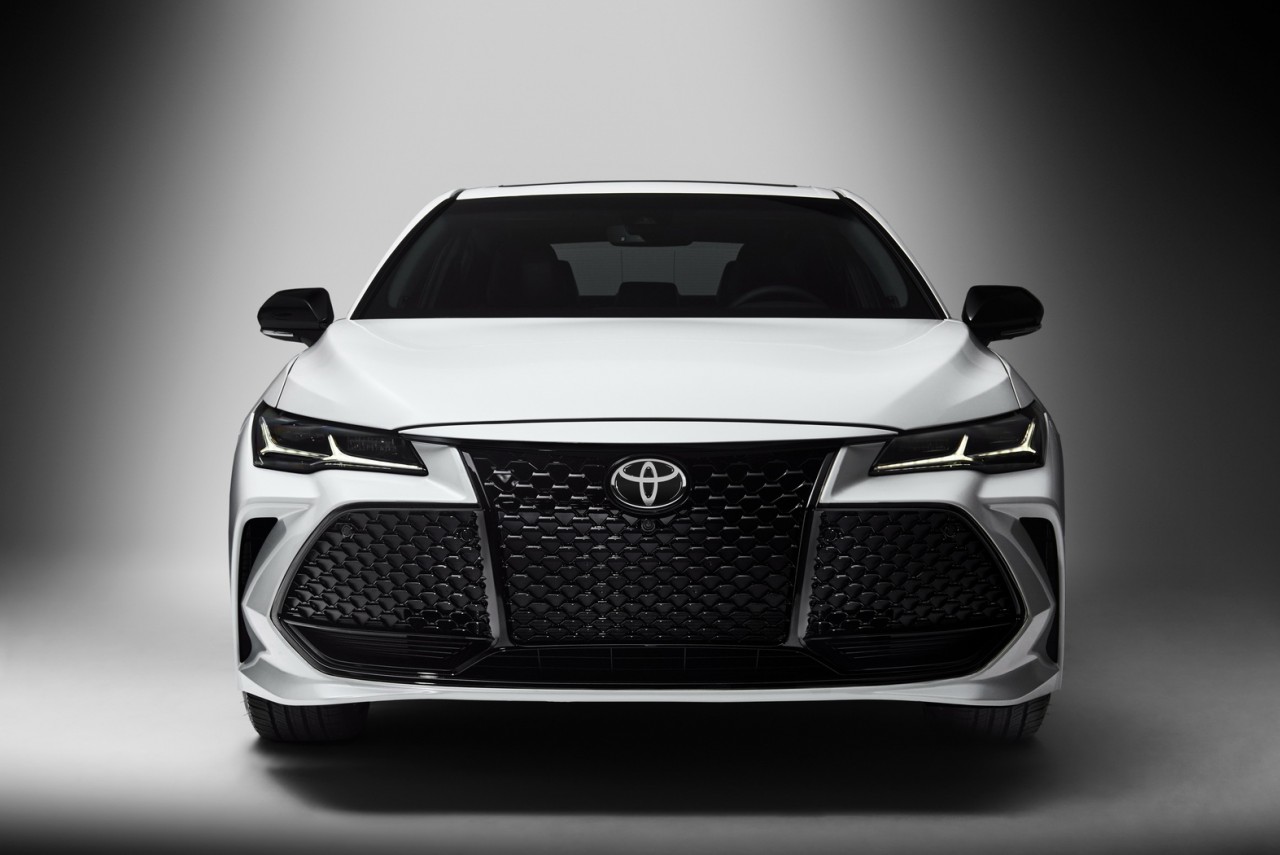 Toyota vượt qua Volkswagen trở thành nhà sản xuất xe hơi bán chạy nhất thế giới