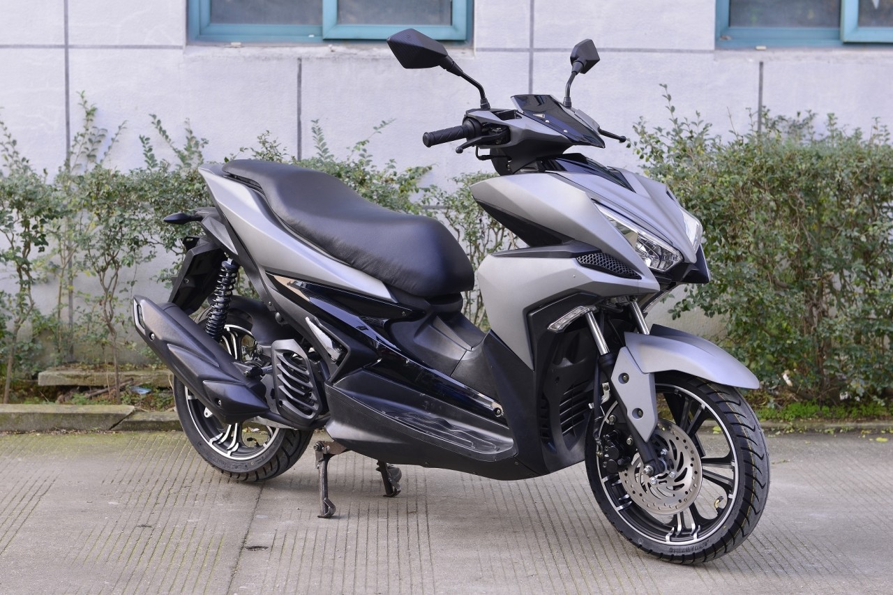 Đến lượt xe máy Yamaha tăng giá