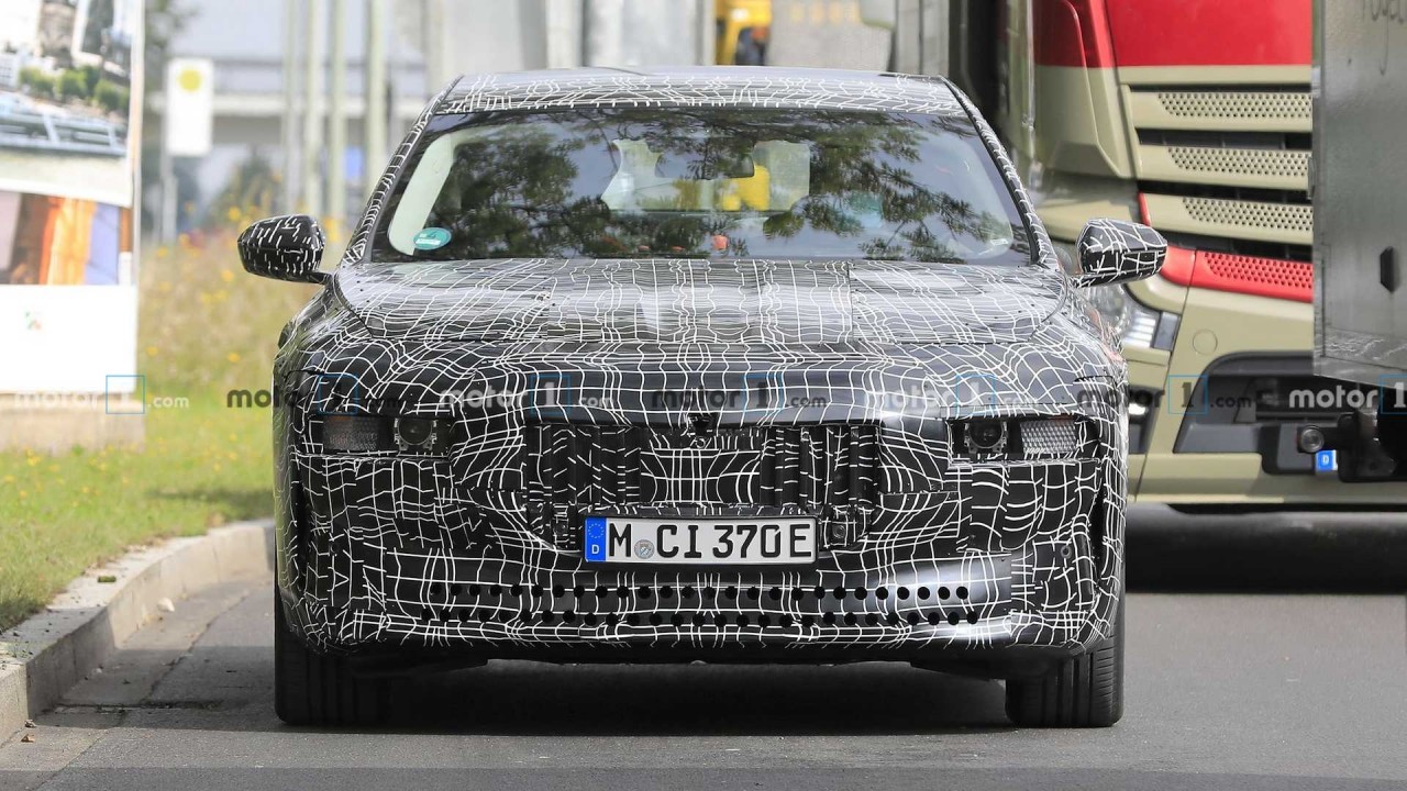 BMW i7 sedan dự kiến ra mắt vào năm 2022