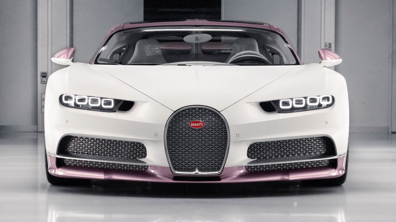 Chi 3,5 triệu USD mua Bugatti Chiron hồng độc nhất vô nhị tặng vợ dịp Valentine