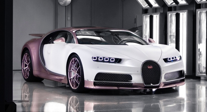 Chi 3,5 triệu USD mua Bugatti Chiron hồng độc nhất vô nhị tặng vợ dịp Valentine
