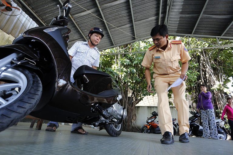 Cần sang tên xe qua nhiều đời chủ ngay trong năm 2021