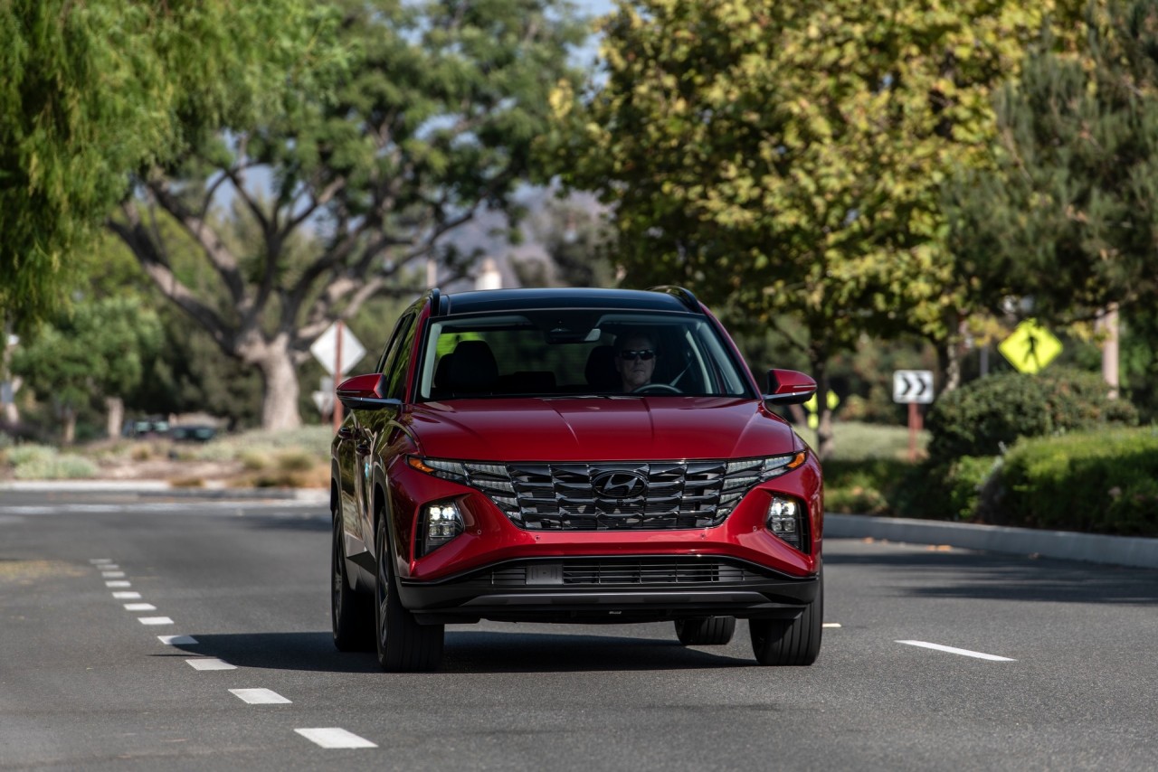 Hyundai công bố giá bán hai biến thể của Tucson 2022