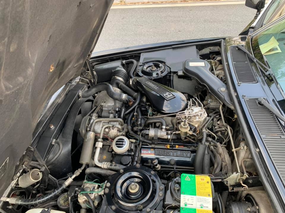 Xe cổ Bentley RL Turbo giá trị sưu tầm độc đáo nhưng giá chỉ hơn 4 tỷ tại Việt Nam