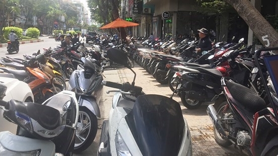 TP Hồ Chí Minh ngừng hoạt động các bãi giữ xe trên vỉa hè trong quý I/2018