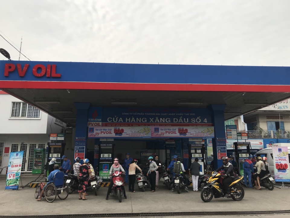 pvoil giam gia xang dau trong chuong trinh vui tet mau tuat cung pvoil