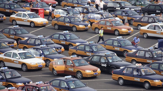bac kinh muon thay het taxi chay xang bang xe dien