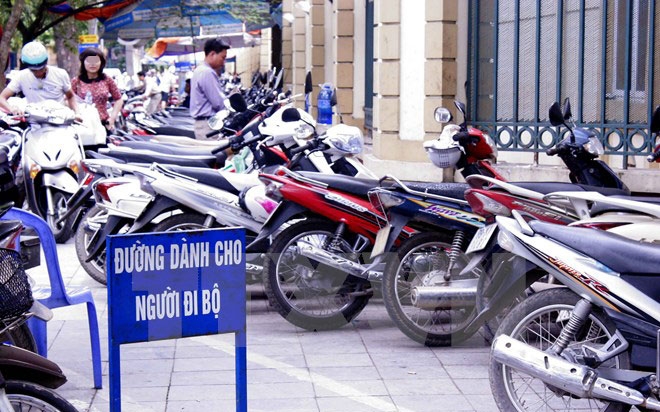 ha noi kien quyet giai toa cac diem trong giu xe khong phep