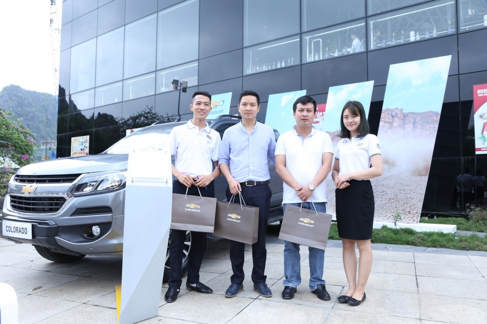 chi tiet chuong trinh lai thu xe chevrolet colorado 2017