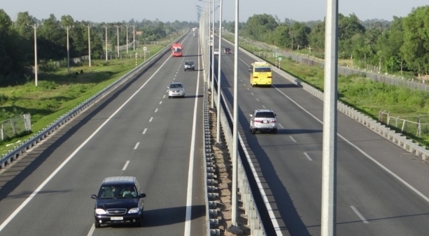 Điều chỉnh quy mô quy hoạch tuyến cao tốc Bắc - Nam lên 6-10 làn xe