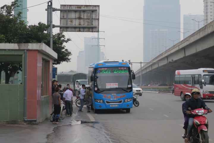 ha noi diem danh hang loat ben coc xe khach tra hinh