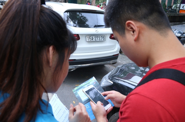 ha noi nguoi dan con bo ngo trai nghiem iparking