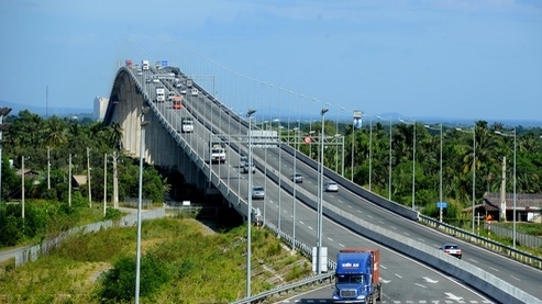 Bác đề xuất giảm tốc độ xuống 80km/giờ trên cầu Long Thành