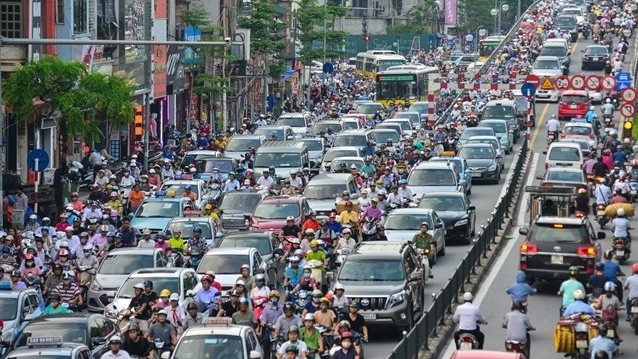 Cấm xe máy, thu phí xe đi giờ cao điểm vào nội đô để giảm ùn tắc