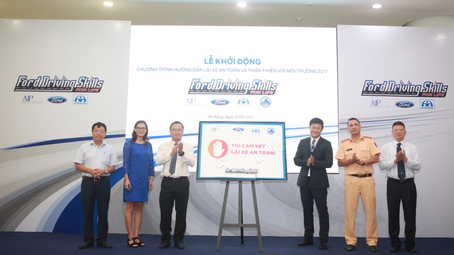 Ford Việt Nam khởi động chương trình “Hướng dẫn Lái xe An toàn và Thân thiện với Môi trường” 2017