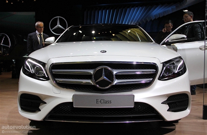 o to nhap khau tiep tuc tang ca so luong lan gia tri