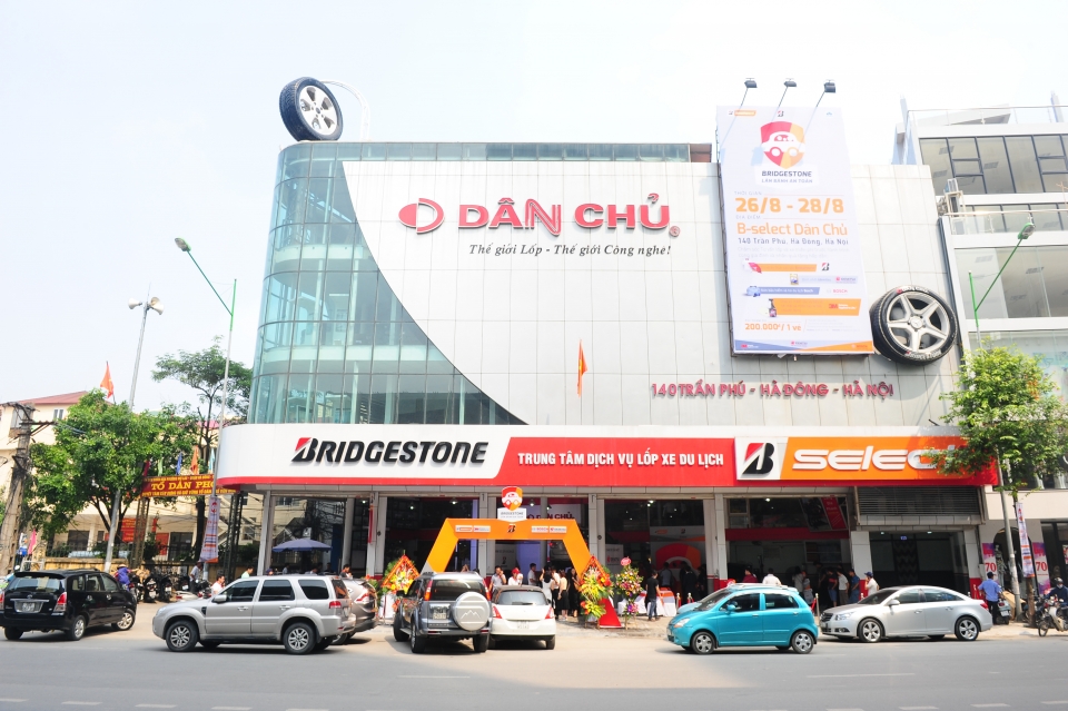 B-select Dân Chủ tung 