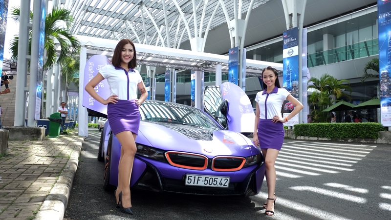 cung tpbank vay mua xe cuoi sieu xe tai vietnam motor show 2017