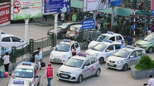 Hà Nội: Quy hoạch điểm dừng đỗ taxi nhằm hạn chế tình trạng đón trả khách tùy tiện