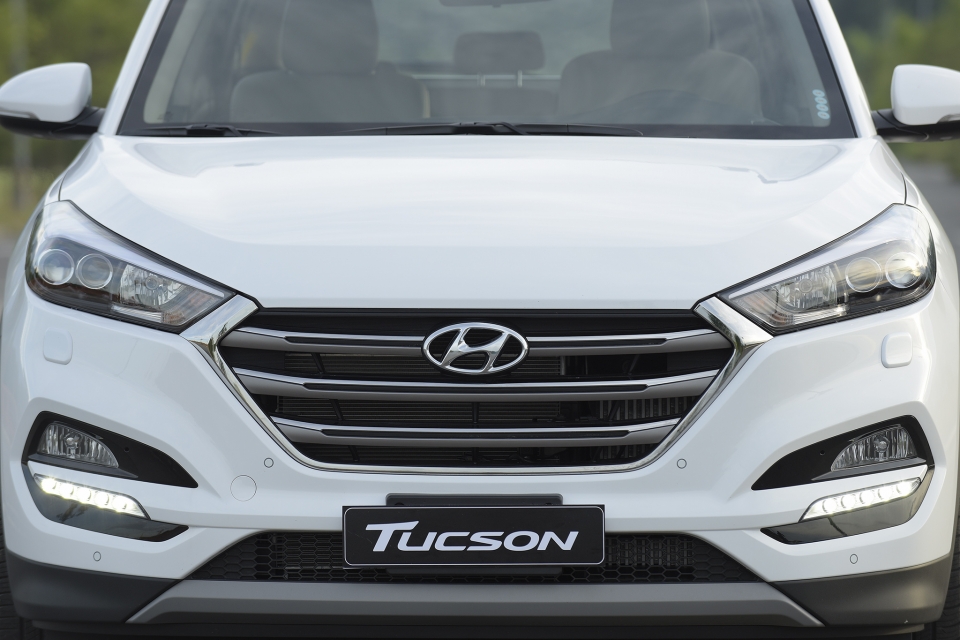 hyundai tucson 2017 ra mat voi dong co tang ap gia tu 815 trieu dong