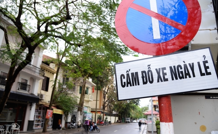 ha noi han che phuong tien ca nhan tai nhung tuyen pho un tac thuong xuyen nghiem trong