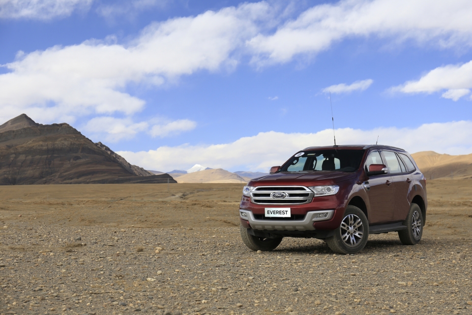hanh trinh chinh phuc noc nha the gioi cung ford everest