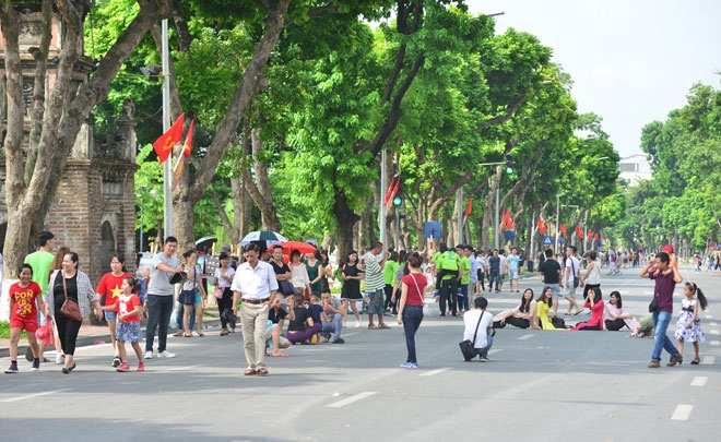 keo dai thoi gian hoat dong cua pho di bo dip quoc khanh nam 2017