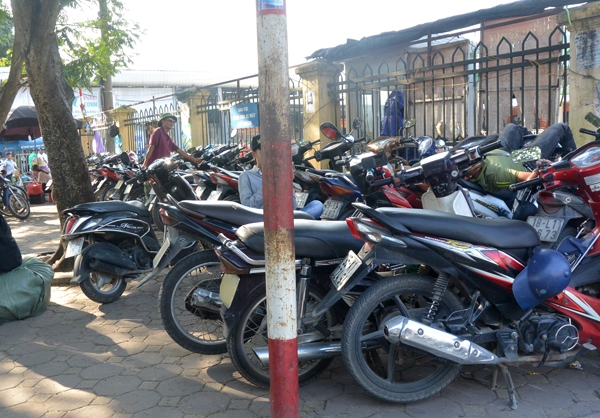 ha noi se lap camera phat nguoi lan chiem via he