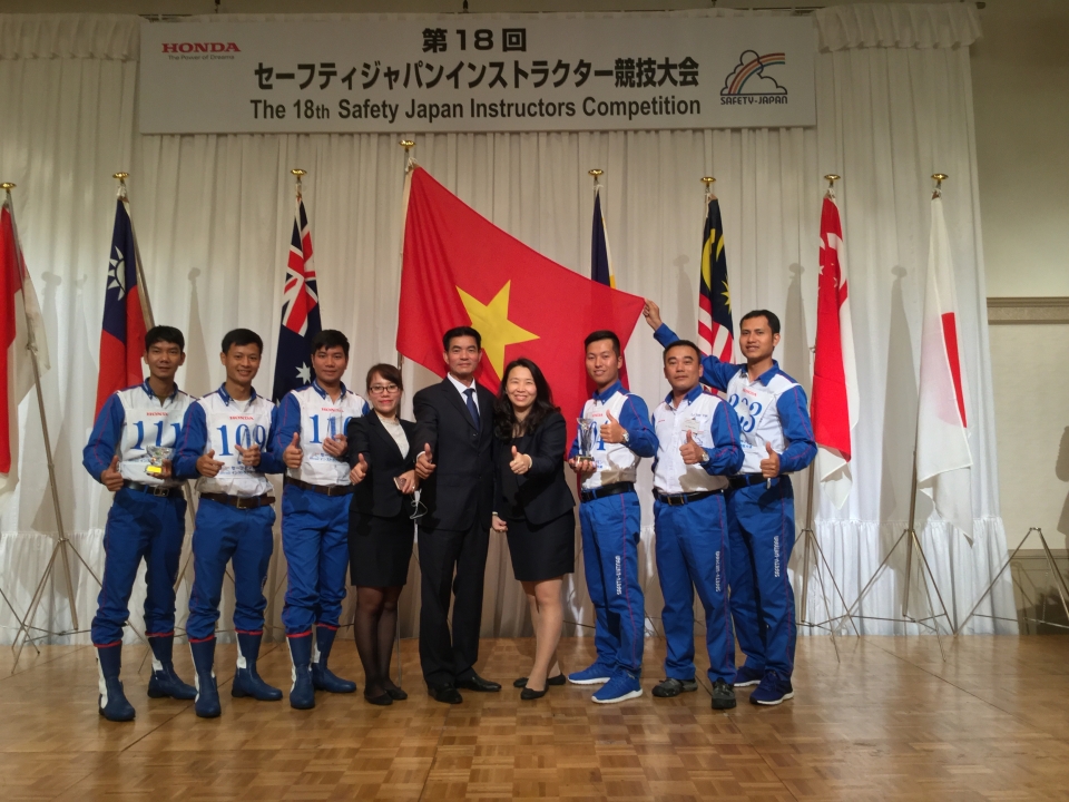 Honda Việt Nam thắng lớn tại honda viet nam thang lon tai hoi thi huong dan vien lai xe an toan quoc te 2017