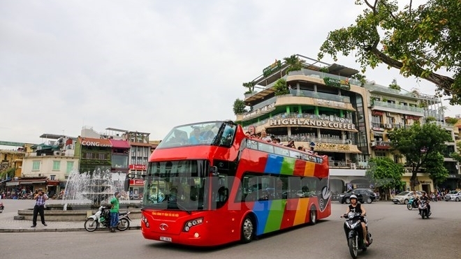 Bộ Tài chính bác đề xuất miễn thuế nhập khẩu với xe buýt 2 tầng