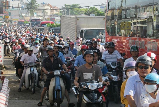 tp ho chi minh khong thu phi o to vao trung tam